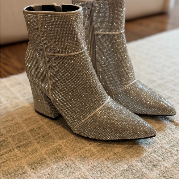 Sparkling Silver Ankle Boots NWT - Picture 2 of 7